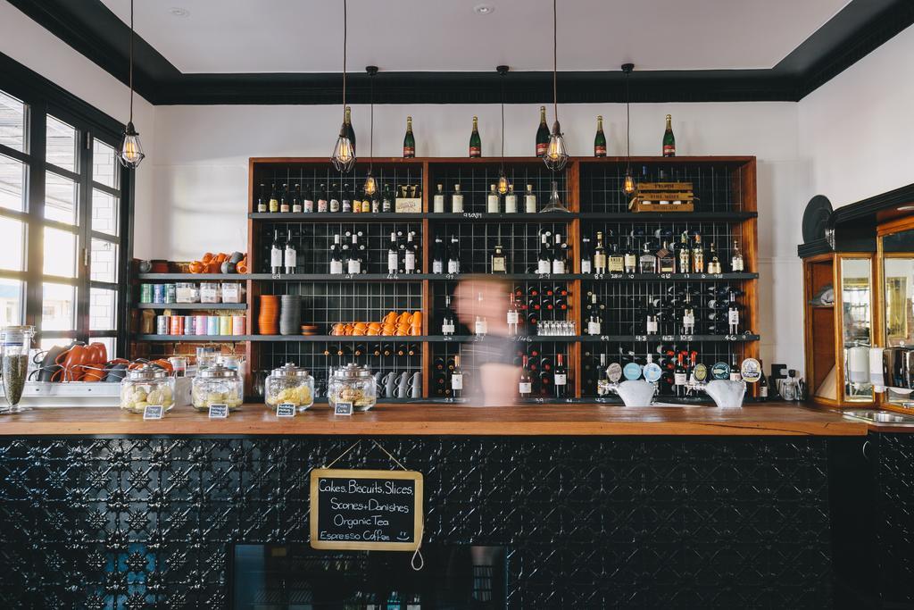 The Commercial Boutique Hotel Тентърфилд Екстериор снимка
