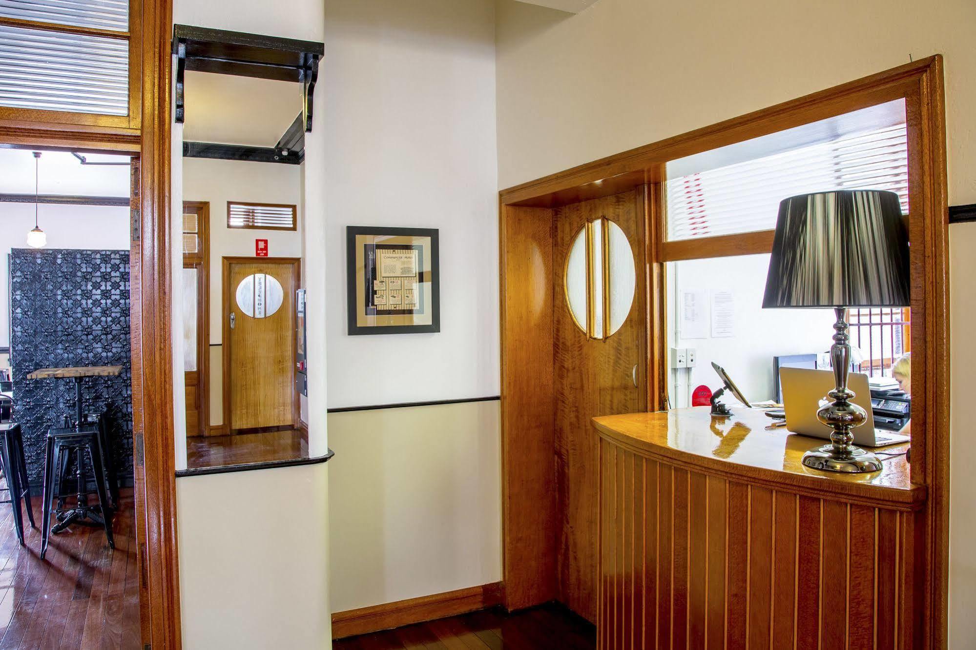 The Commercial Boutique Hotel Тентърфилд Екстериор снимка